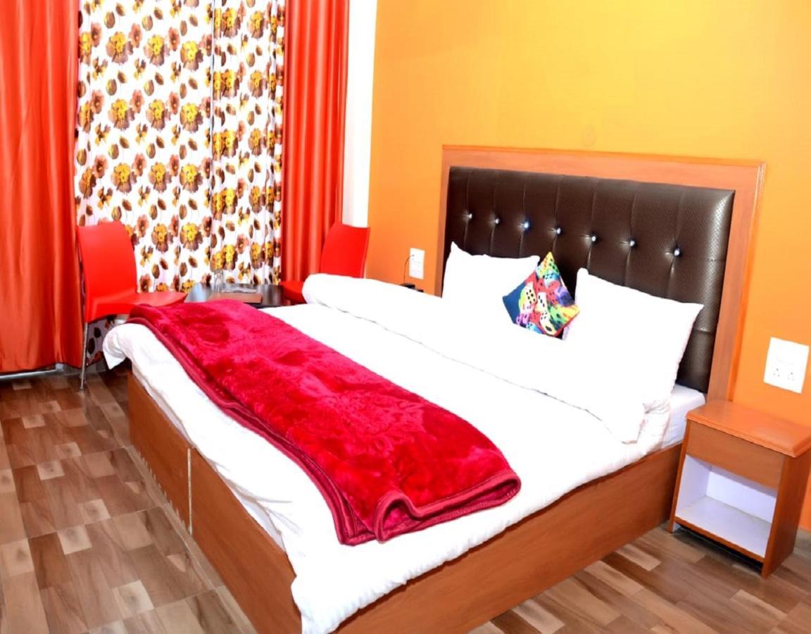 StayApart - Hotel Bagsu Sarovar Dharamshala Buitenkant foto